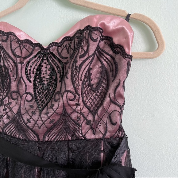 Lace Beaded bebe Mini Dress - Picture 2 of 16